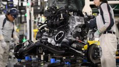 Производството на японските фабрики е намаляло през октомври за втори месец