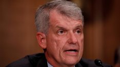 Изпълнителният директор на Wells Fargo подаде оставка 