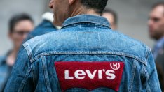 Как пандемията повлия на производителя на деним Levi Strauss?