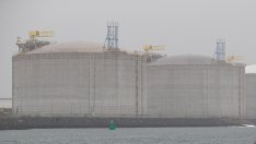 Трябва ли ЕС да спре вноса на руски втечнен газ?