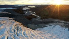 Дилемата на Дания за Гренландия - защита на територия, която върви към независимост