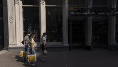 Инфлацията в САЩ продължава да е висока, показа предпочитан измерител на Фед