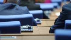 Парламентът одобри изпращане на зенитни ракети и патрони на Украйна