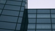 Почти половината сделки с бизнес имоти у нас през първото полугодие са за търговски площи