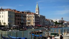 Коронакризата дава глътка въздух на популярните туристически дестинации