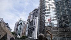 Китай блокира имотна сделка на компанията на милиардера Ли Кашин