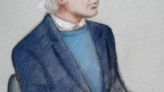 Асандж не можа да си спомни името и възрастта си пред съда в Лондон