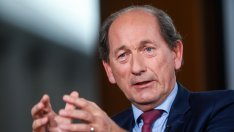 Инвеститори в Nestle искат оставката на председателя Пол Булке