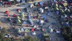 Оланд се надява лагерът край Кале да бъде затворен в близките седмици