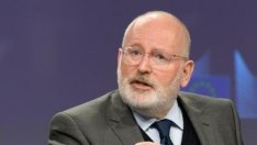 Фр. Тимерманс: ЕС допусна грешки при поръчките на COVID  ваксините