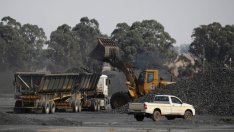 Glencore отчете 66% спад на печалбата за полугодието