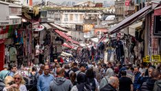 Икономическият растеж на Турция се забавя заради по-високите лихви