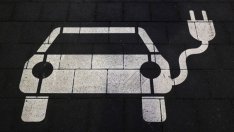 6 фирми преговарят за строежа на заводи за батерии за коли във Великобритания