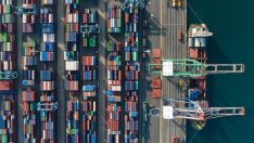 Южнокорейският износ се ускорява заради силно търсене от страна на САЩ