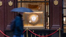 Собственикът на Cartier Richemont очаква забавяне на ръста на продажбите