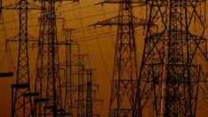 За какво са реформи в енергетиката, като може и с дълг?