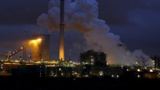 Ръстът на промишления сектор в еврозоната се ускорява през ноември