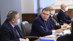 Здравните власти отчитат положителен ефект от мерките в страната