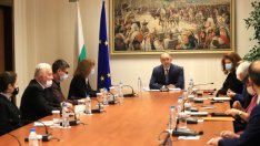 Р. Радев: Само легитимен парламент може да демонтира порочния управленски модел*