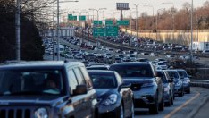 Американците ще зареждат гориво по празниците на най-високите от 4 години цени