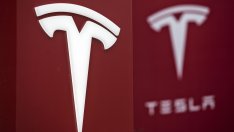 Tesla отвръща на конкуренцията с първа актуализирана версия на Model 3