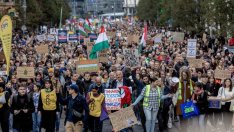 От театри до стадиони - Унгария пуска кепенците заради инфлацията