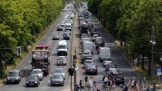 Германия рискува опасен прецедент с оспорването на регламента на ЕС за колите