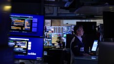 S&P 500 достигна нов рекорд, а основните щатски индекси приключиха впечатляващ месец