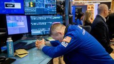 Рейтингова агенция: Търговската война на САЩ може да се развие до финансова криза