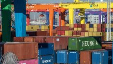 Студената война между САЩ и Китай е странна