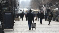 Населението на България в края на 2021 г. е намаляло с над 77 хил. души