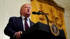 Тръмп е търсил информация за евентуална намеса на Украйна в изборите в САЩ през 2016 г.?