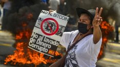 МВФ призова Ел Салвадор да се откаже от биткойна като платежно средство