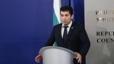 Премиерът: Ще развиваме военните си способности като партньор в НАТО