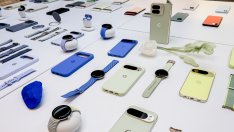 Google подготвя фитнес гривна без дисплей под бранда Fitbit