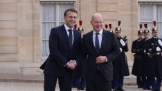 Шолц и Макрон обещаха да продължат военната подкрепа за Украйна