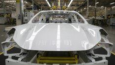 Китайски разработчик на автомобилни технологии обмисля листване в Хонконг