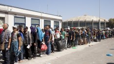 Бъчварова ще контролира разходването на допълнителните пари за мигрантите