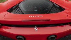 Ferrari представи нова мениджърска структура, с която ще гони електрификацията