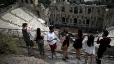 Лондон готви бърза евакуация на британците от Гърция