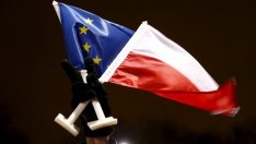 Варшава прави ход за разрешаване на спора си с ЕК