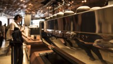 Безработицата в България през февруари остава на ниво от 5,8%