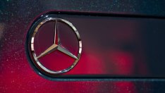 Китайски потребители разкритикуваха Mercedes заради реклама