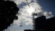 ОИСР става малко по-оптимистична за глобалната икономика