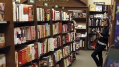 Barnes & Noble компенсира слабите продажби на книги с играчки