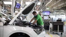 Stellantis вижда края на двигателя с вътрешно горене след пет години