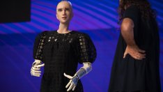 Регулациите трябва да насърчат, а не ограничат изкуствения интелект 