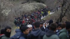 ЕК: 3 млн. мигранти в Турция могат да тръгнат към Европа