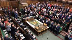 Борис Джонсън не изключва ново прекратяване на работата на парламента*