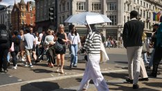 Dow се покачва с 270 пункта до нов рекорд*